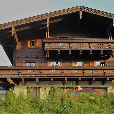 Daire Luxusapartment Im Landhaus Brugger *